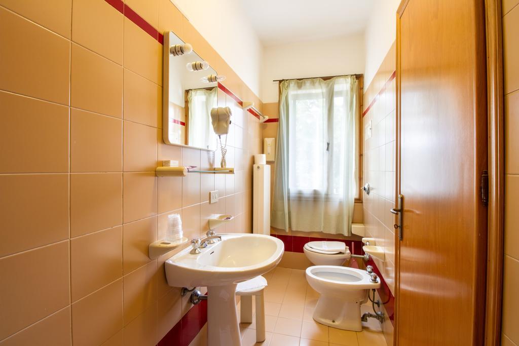 Albergo Ristorante Da Felice 로리아 외부 사진